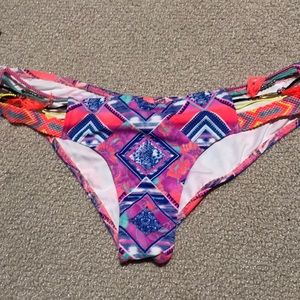 Victoria’s Secret cheeky bikini bottoms